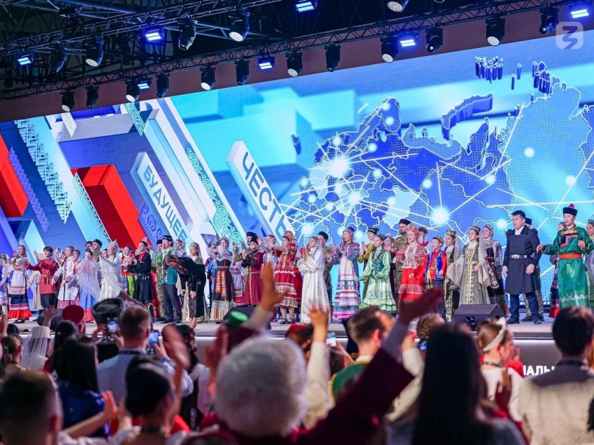 Регионы ДФО поборются за право принять у себя марафон Знание.Первые, посвященный Году единства народов России